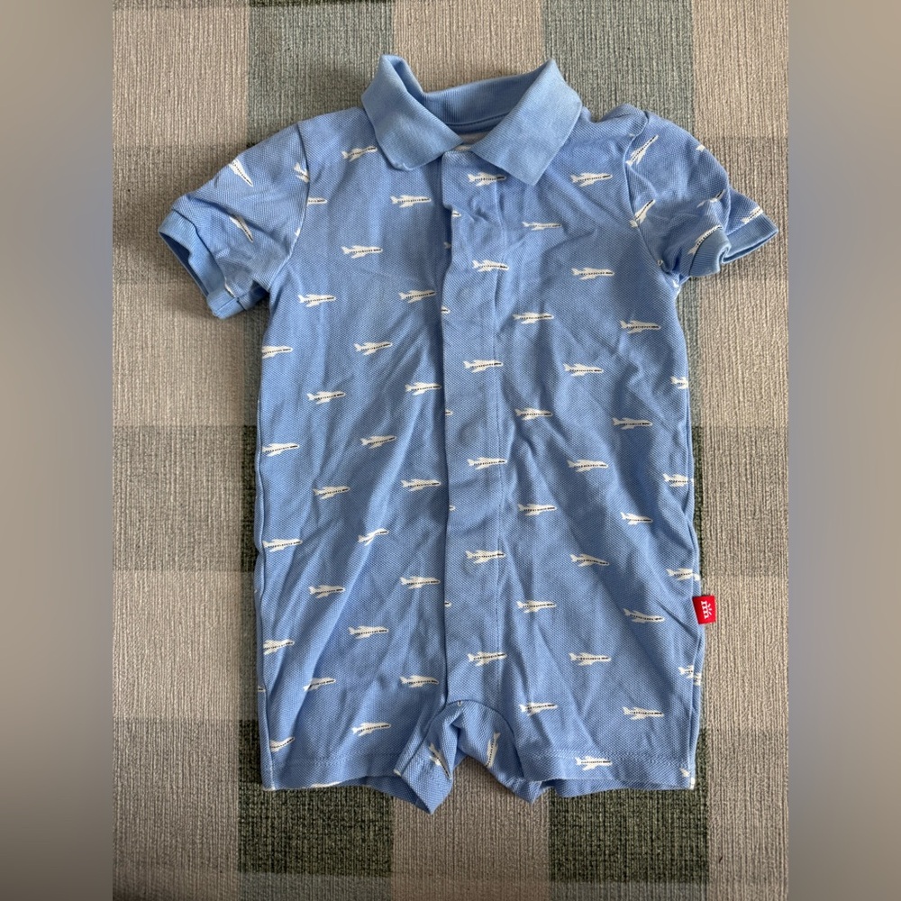 Magnetic Me short sleeve airplane onesie